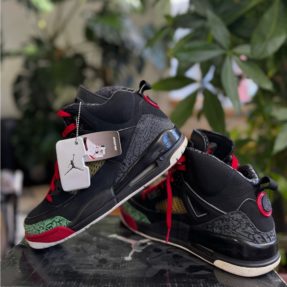 Jordan Spiz’ike Black and Red Sneakers